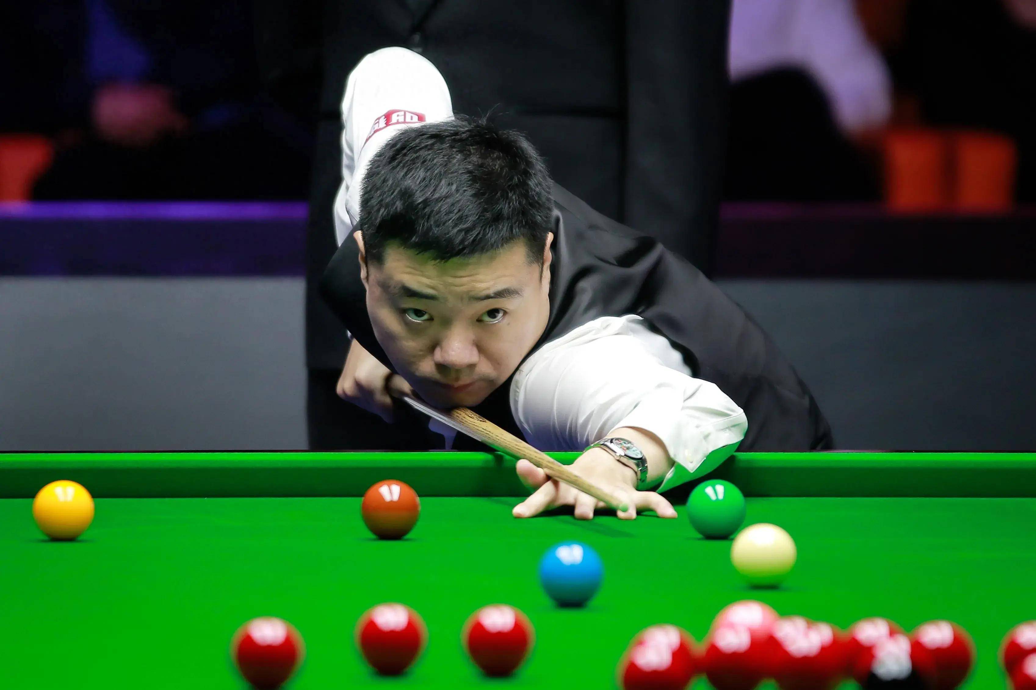 经理并非仅 经理并非仅