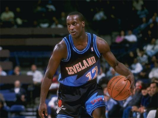 杜兰特通过 杜兰特通过